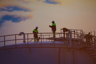 tanks-storage-inspection.jpg