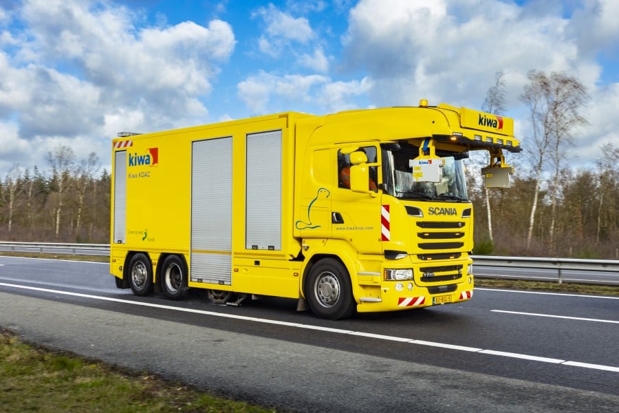 NL_Kiwa KOAC Truck.jpg