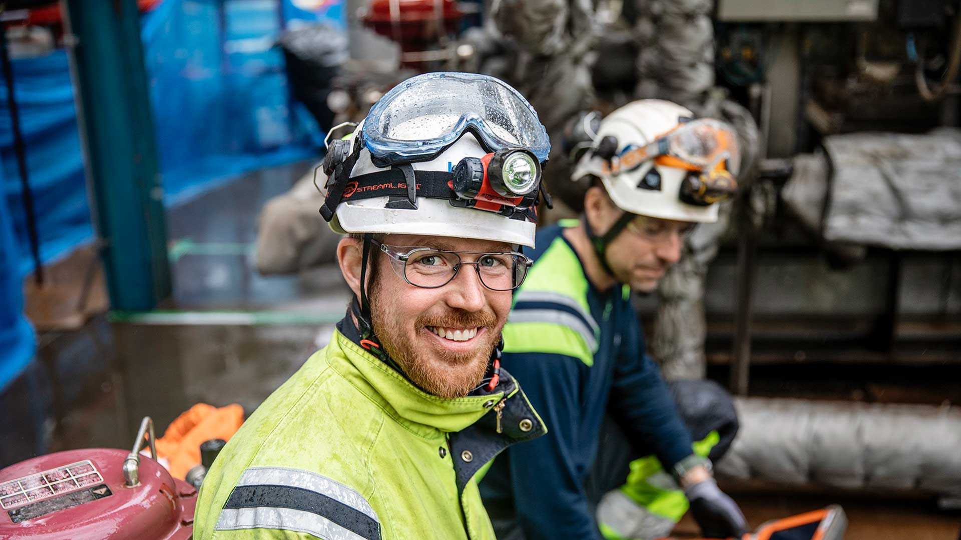 Kiwas ingenjörer inspekterar en industrianläggning.